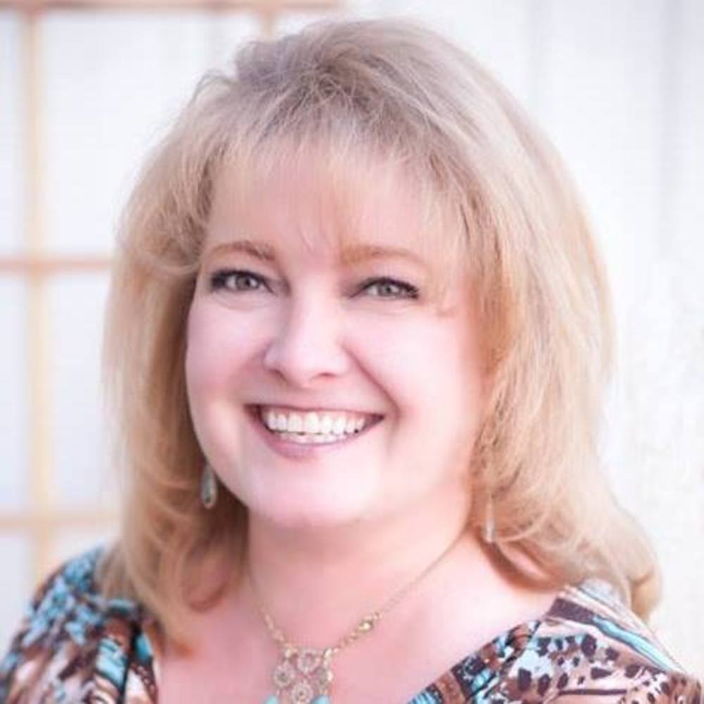 Meet your Posher, Pennie